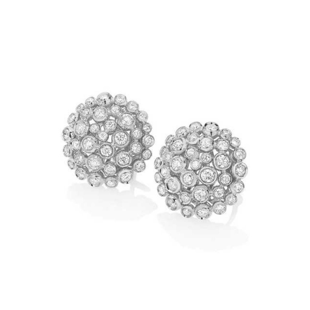 Boucles d'oreilles Casato serties de diamants sur or blanc